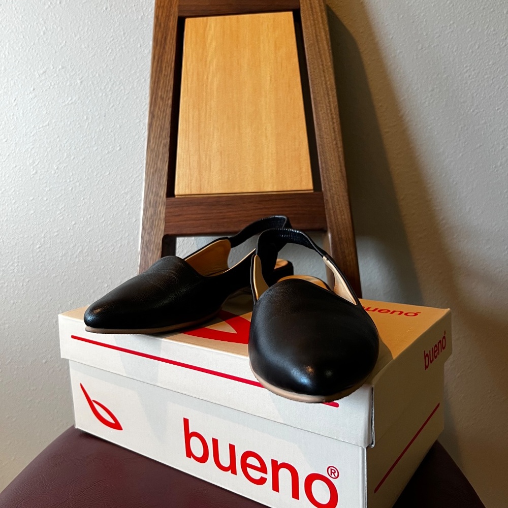 Bueno Indie Slingback Pointed Toe Flat Black Leather 38 - Picture 2 of 7